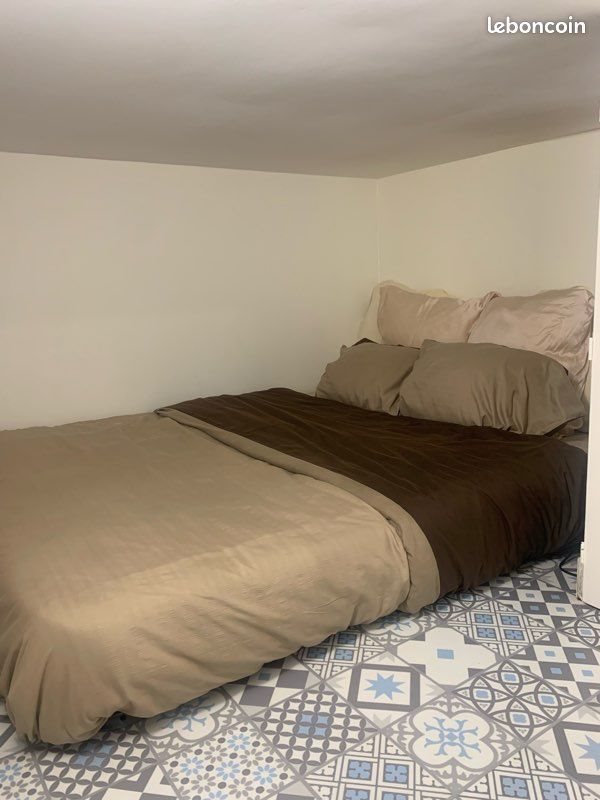 Appartement à louer, 23m², Paris 20ème