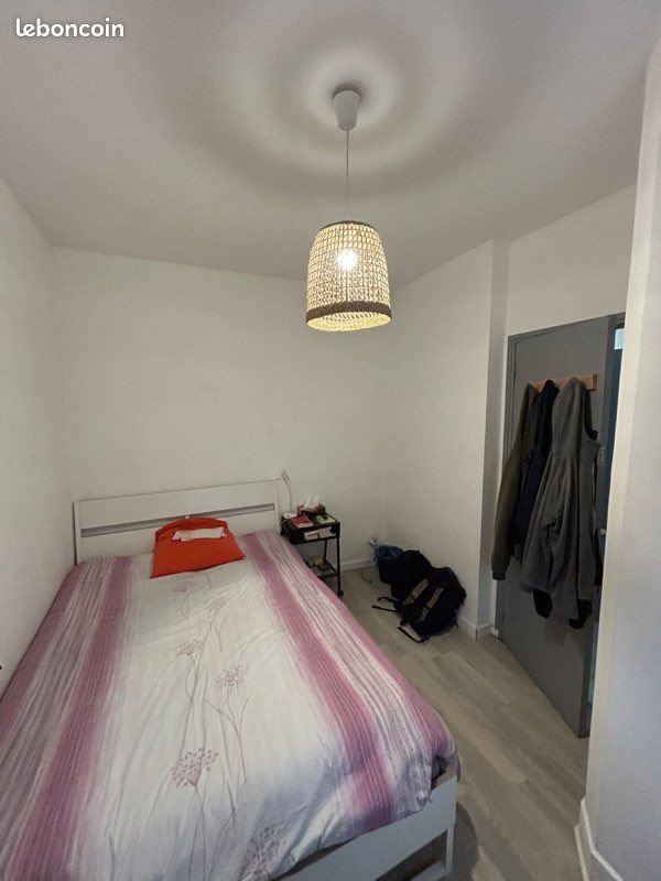 Appartement à louer, 24m², Saint-Etienne