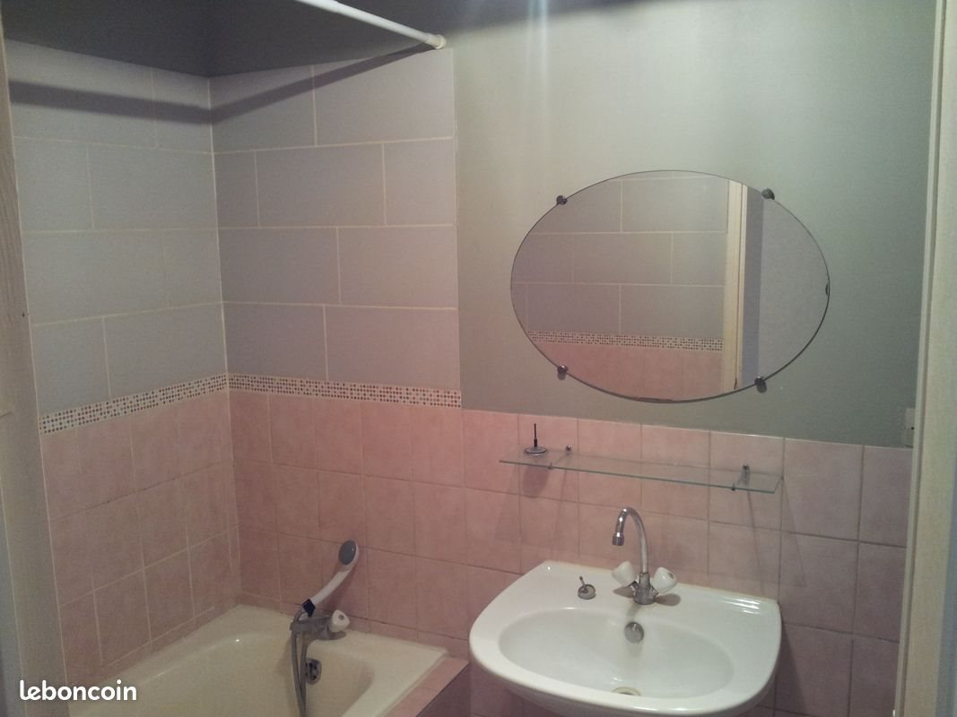 Appartement à louer, 22m², Angoulême