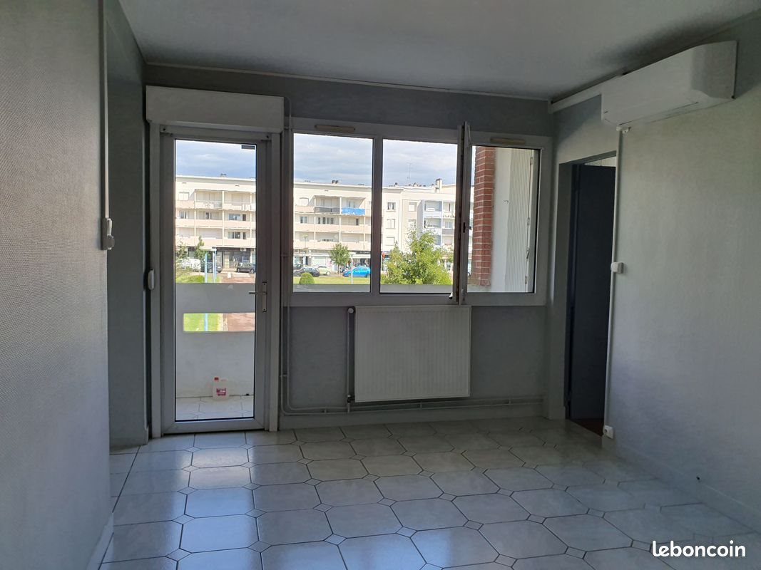 Appartement à louer, 65m², Le Passage
