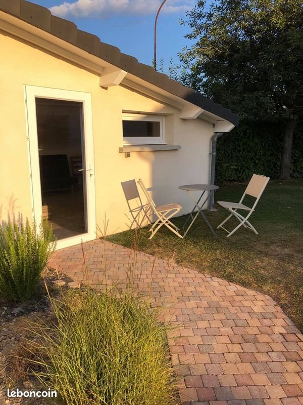 Appartement à louer, 20m², Saint-Julien-les-Villas