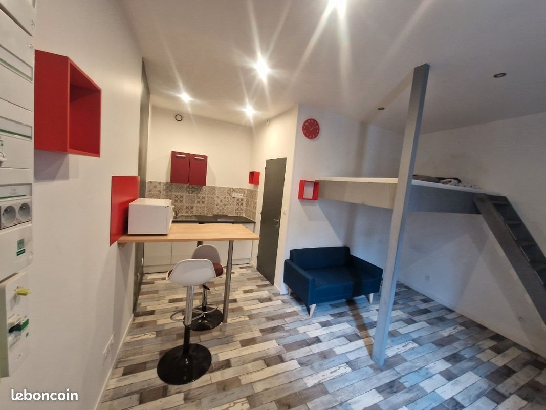 Appartement à louer, 23m², Saint-Etienne