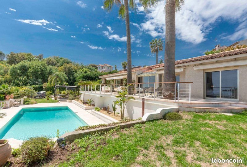 Maison à louer, 170m², Antibes
