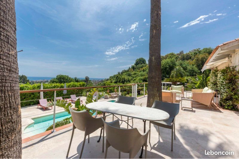 Maison à louer, 170m², Antibes