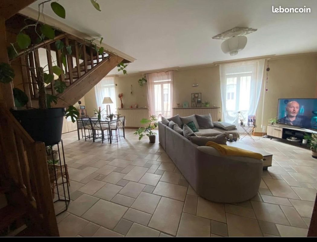 Appartement à louer, 158m², Le Creusot