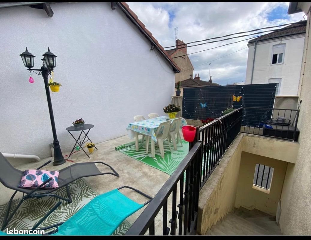 Appartement à louer, 158m², Le Creusot