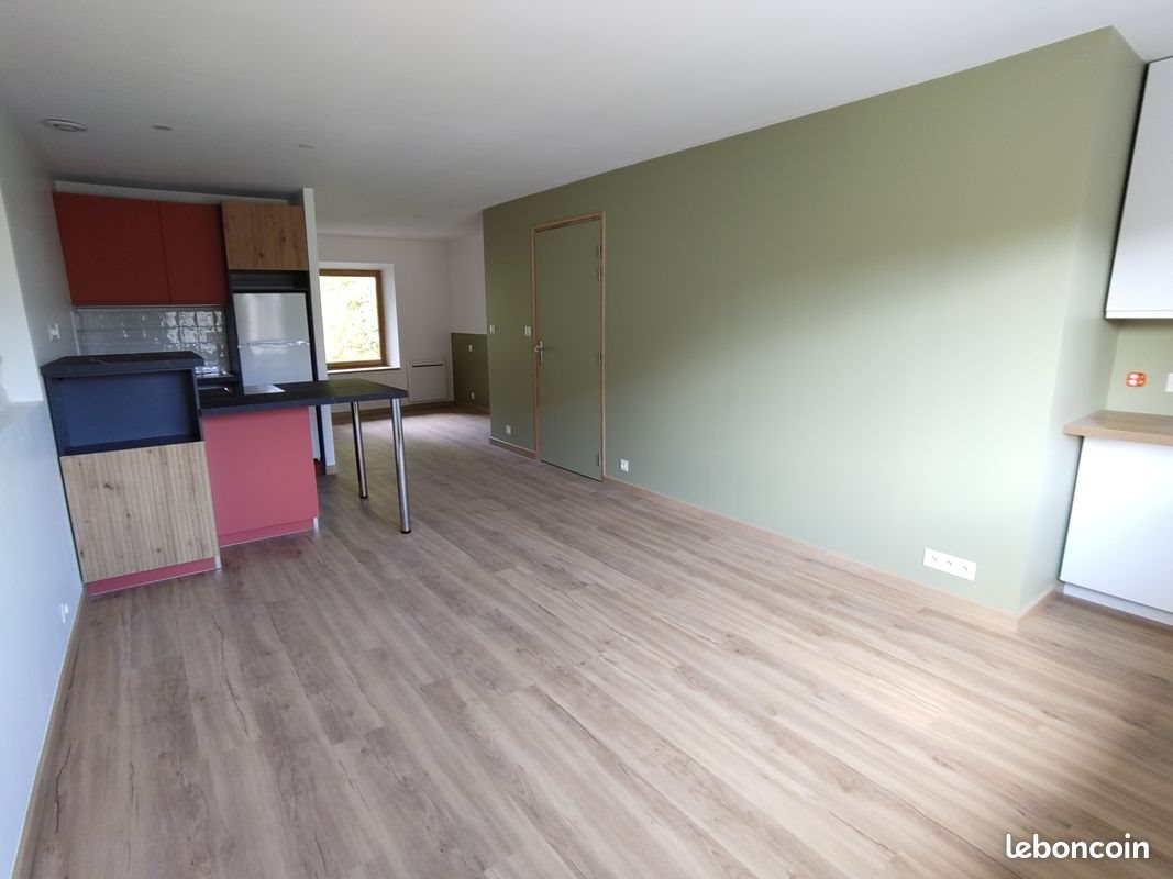 Appartement à louer, 34m², Saint-Étienne-de-Crossey