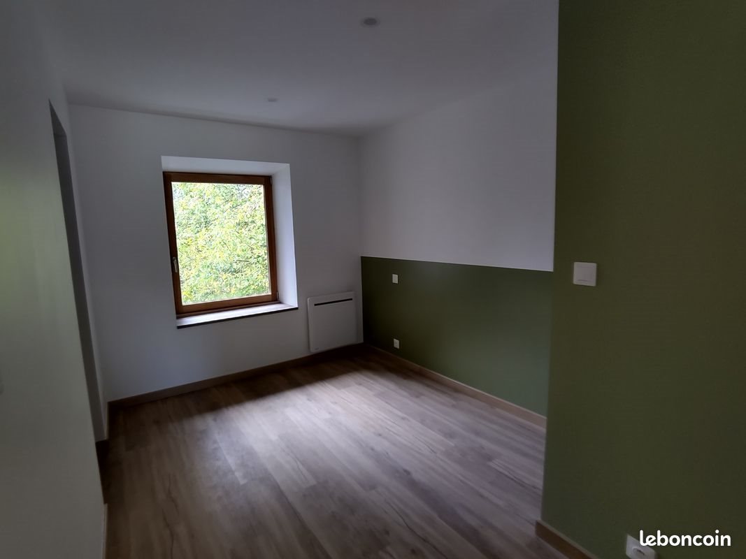 Appartement à louer, 34m², Saint-Étienne-de-Crossey
