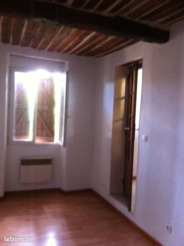 Appartement à louer, 70m², Saint-Paul-en-Forêt