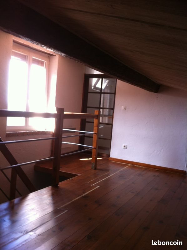 Appartement à louer, 70m², Saint-Paul-en-Forêt
