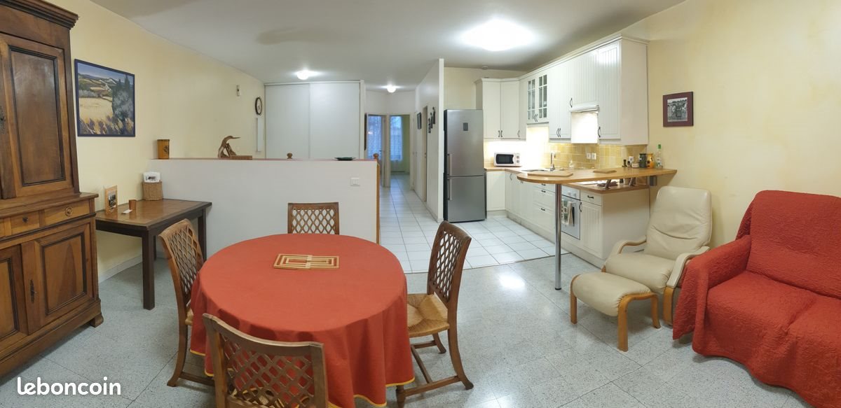 Appartement à louer, 68m², Caumont-sur-Durance