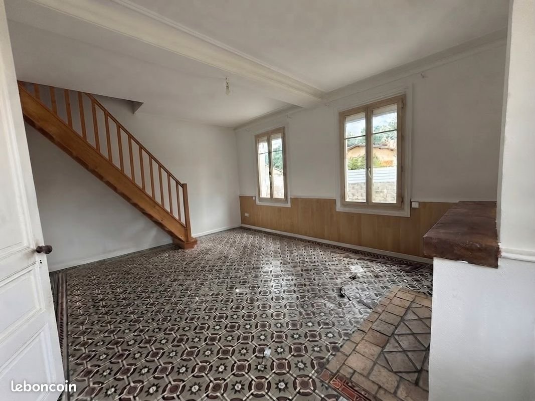 Maison à louer, 80m², Montpon-Ménestérol