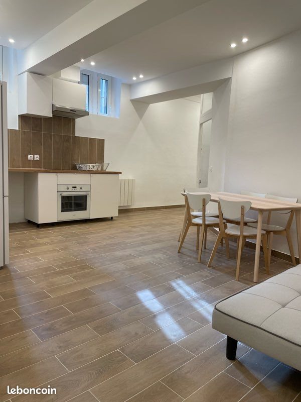 Appartement à louer, 80m², Grenoble