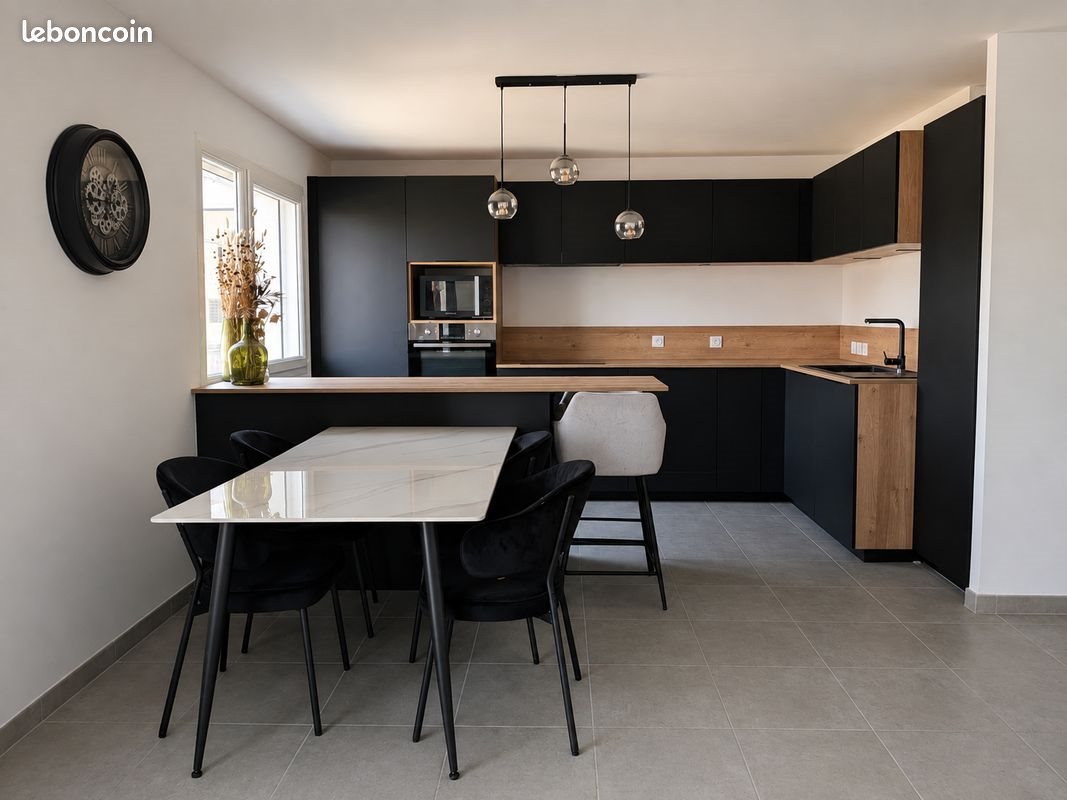 Appartement à vendre, 67m², Meythet