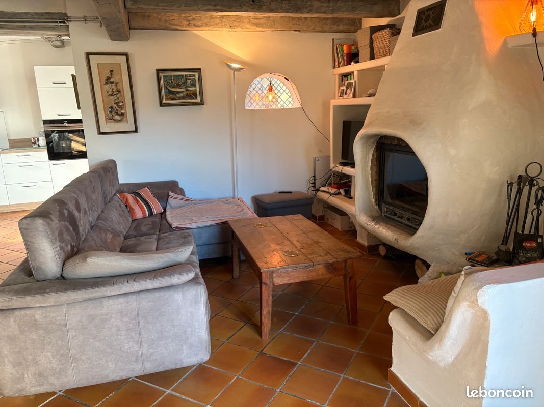 Maison à vendre, 105m², Saint-Mitre-les-Remparts
