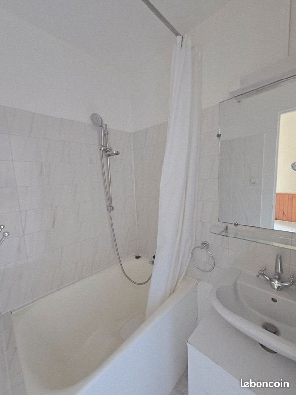 Appartement à louer, 14m², Niort