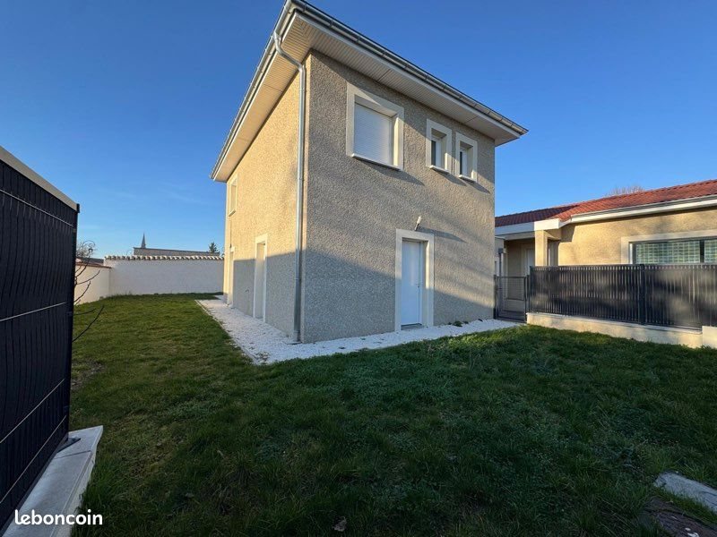 Maison à louer, 88m², Colombier-Saugnieu