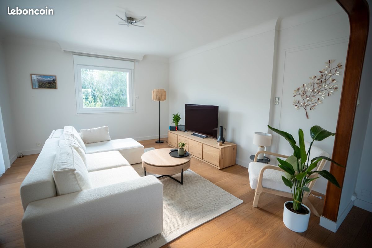 Appartement à louer, 84m², Seyssel
