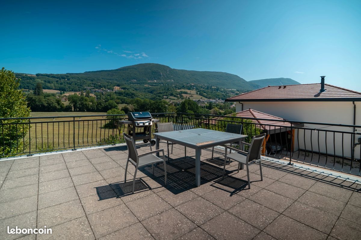 Appartement à louer, 84m², Seyssel