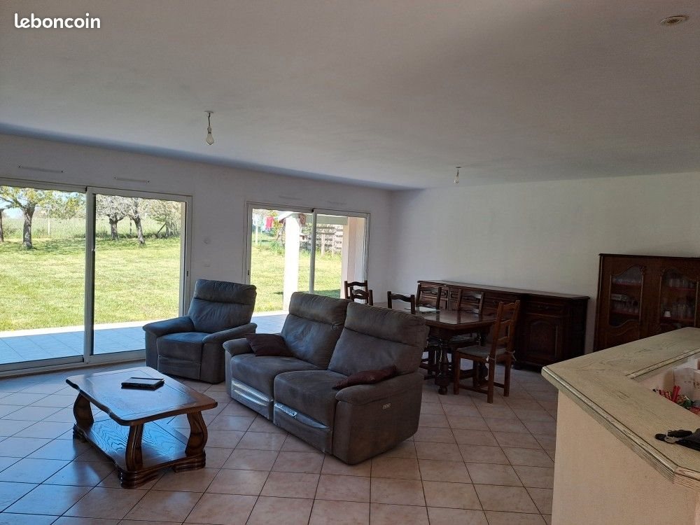 Maison à vendre, 116m², Nontron