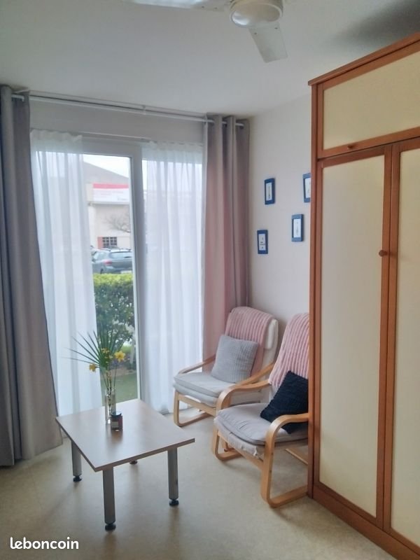 Appartement à louer, 21m², Rochefort