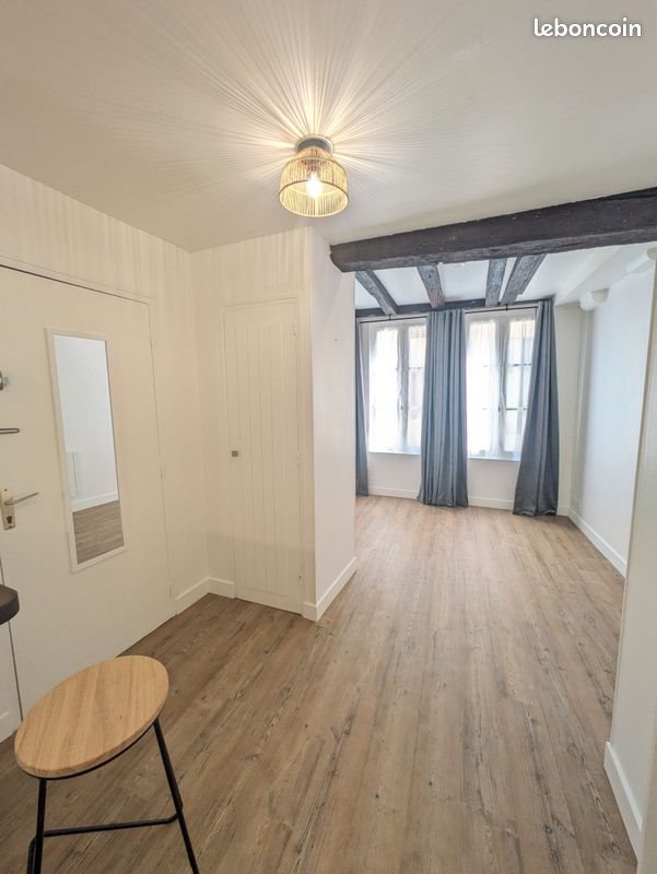 Appartement à louer, 20m², Poitiers