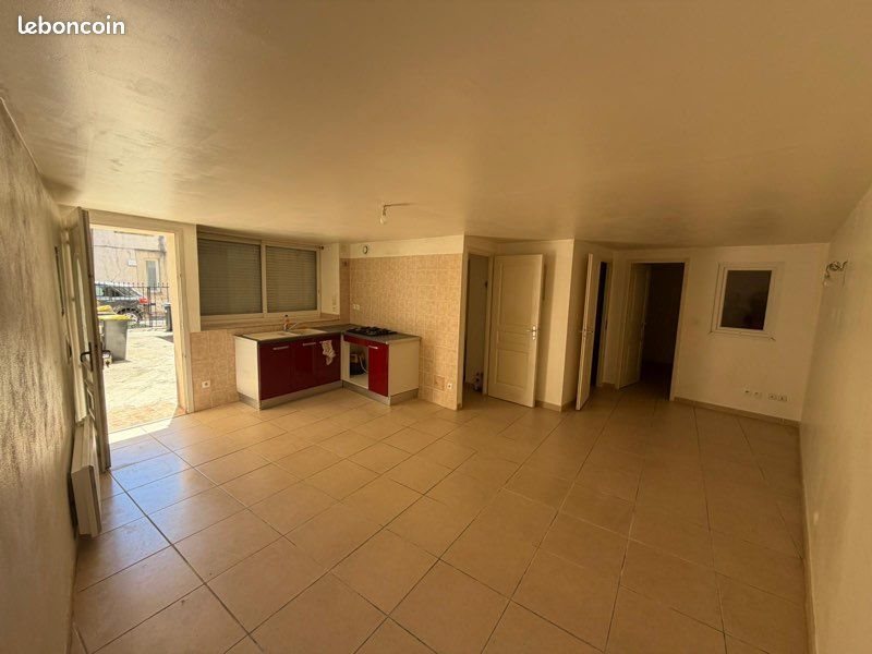 Appartement à louer, 40m², Poulx