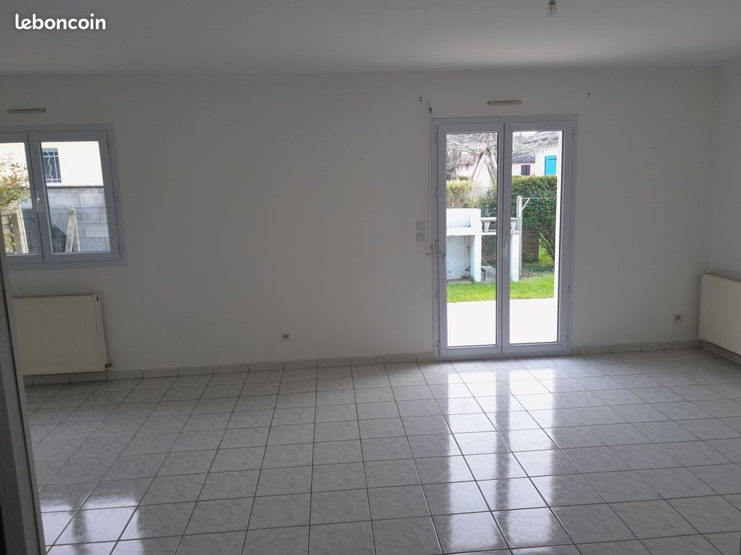 Maison à louer, 80m², Oloron-Sainte-Marie