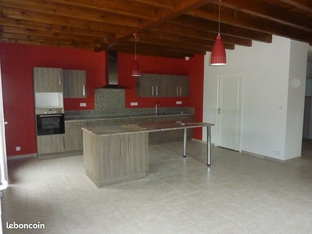 Maison à louer, 185m², Sarlat-la-Canéda