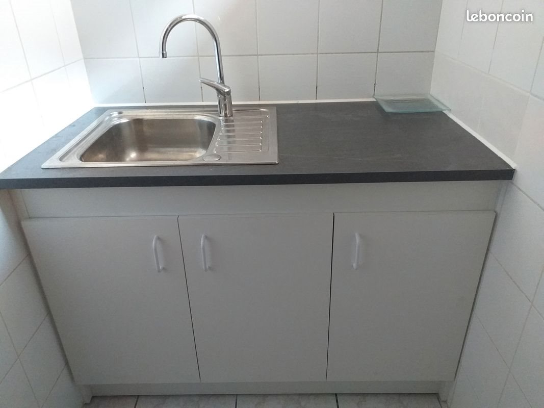 Appartement à louer, 15m², Lunel