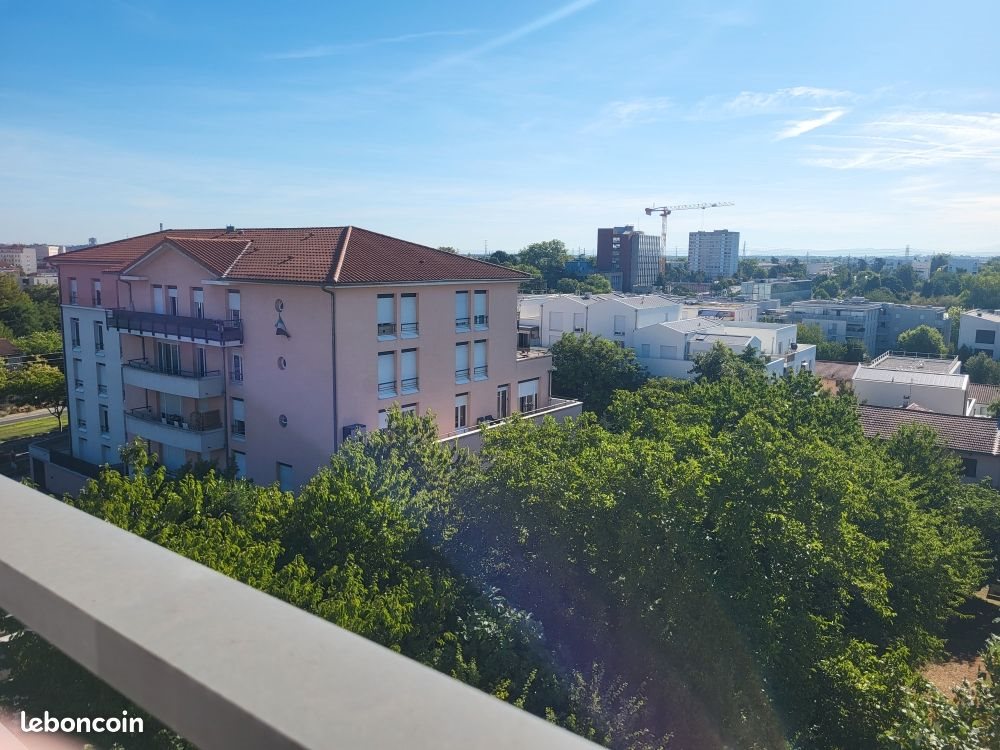 Appartement à louer, 35m², Vénissieux