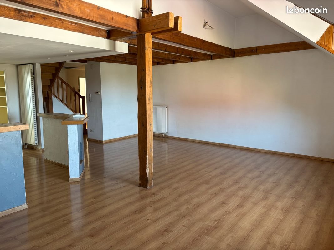 Appartement à louer, 106m², Exincourt
