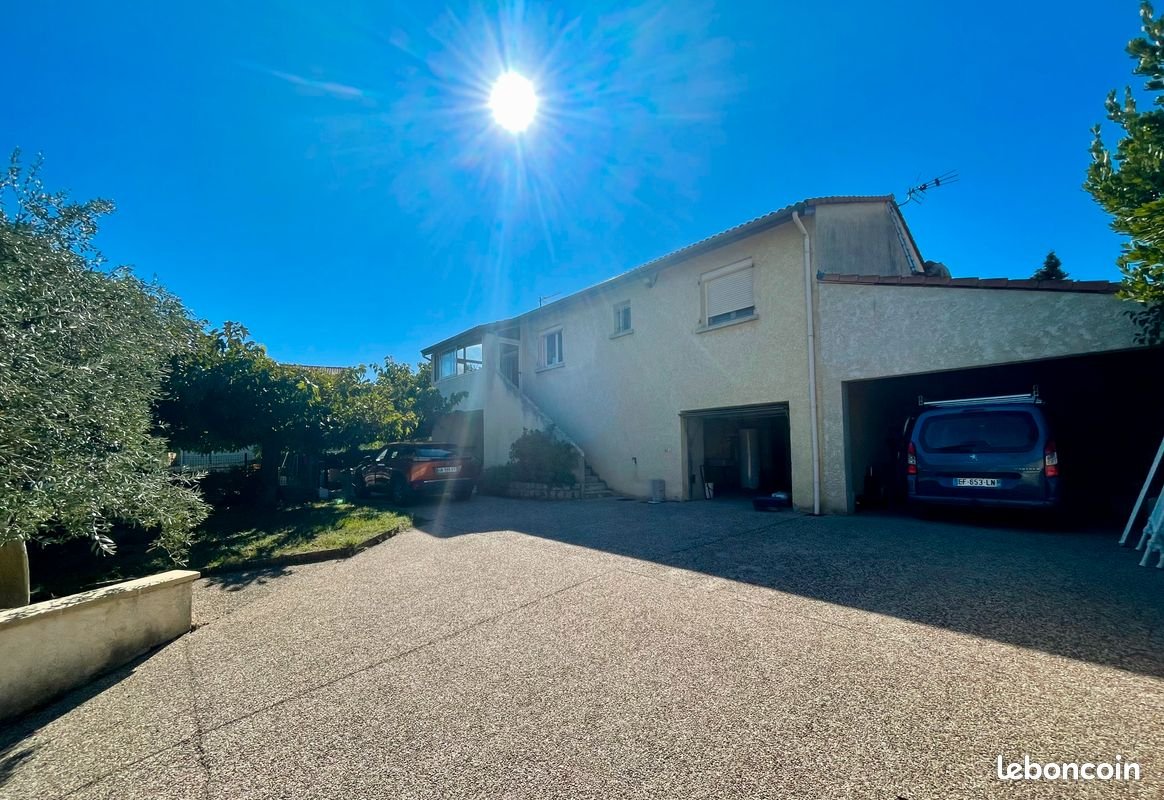 Maison à vendre, 137m², Toulaud