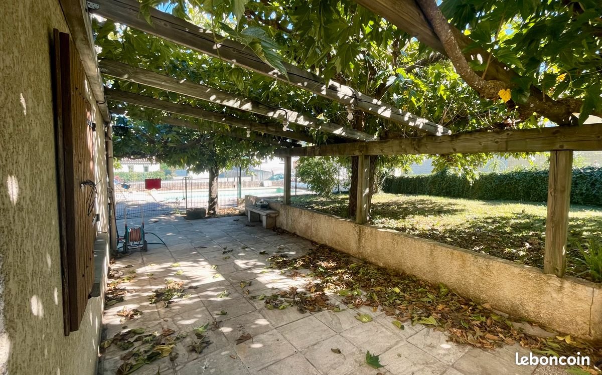 Maison à vendre, 137m², Toulaud