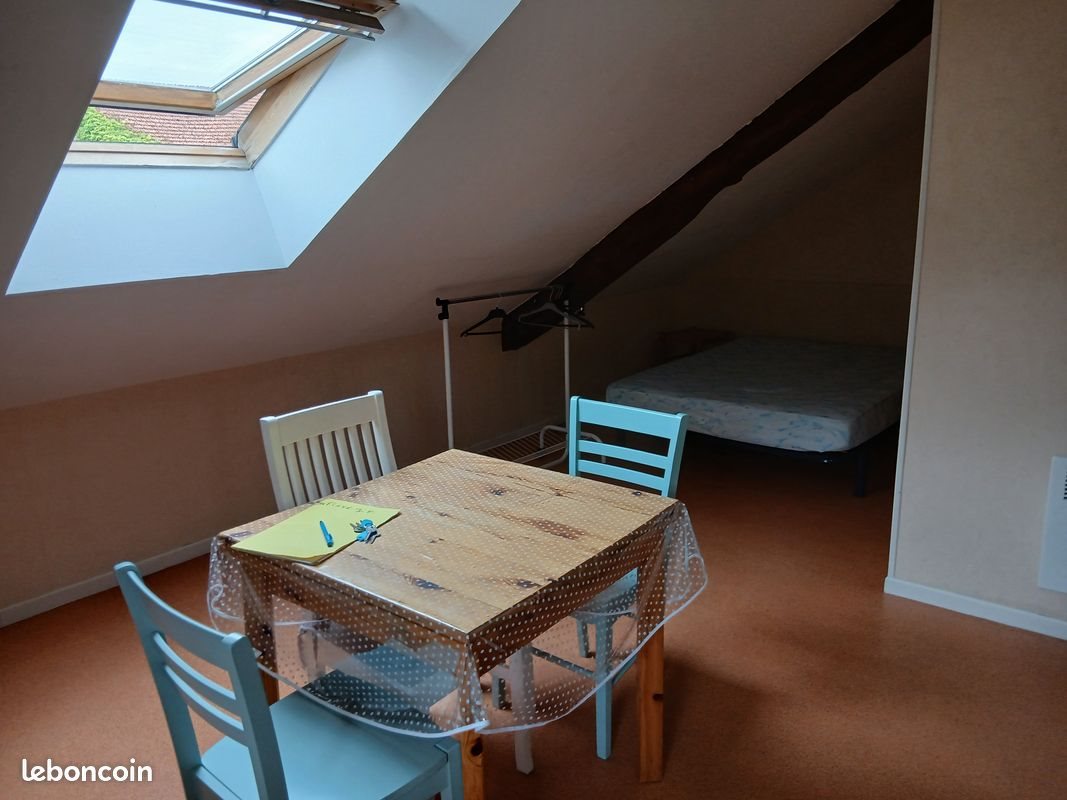 Appartement à louer, 20m², Tournes