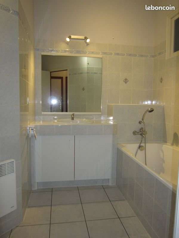 Appartement à louer, 70m², Rabastens-de-Bigorre