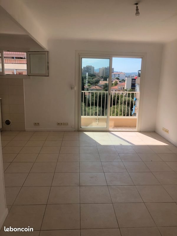 Appartement à louer, 60m², Antibes