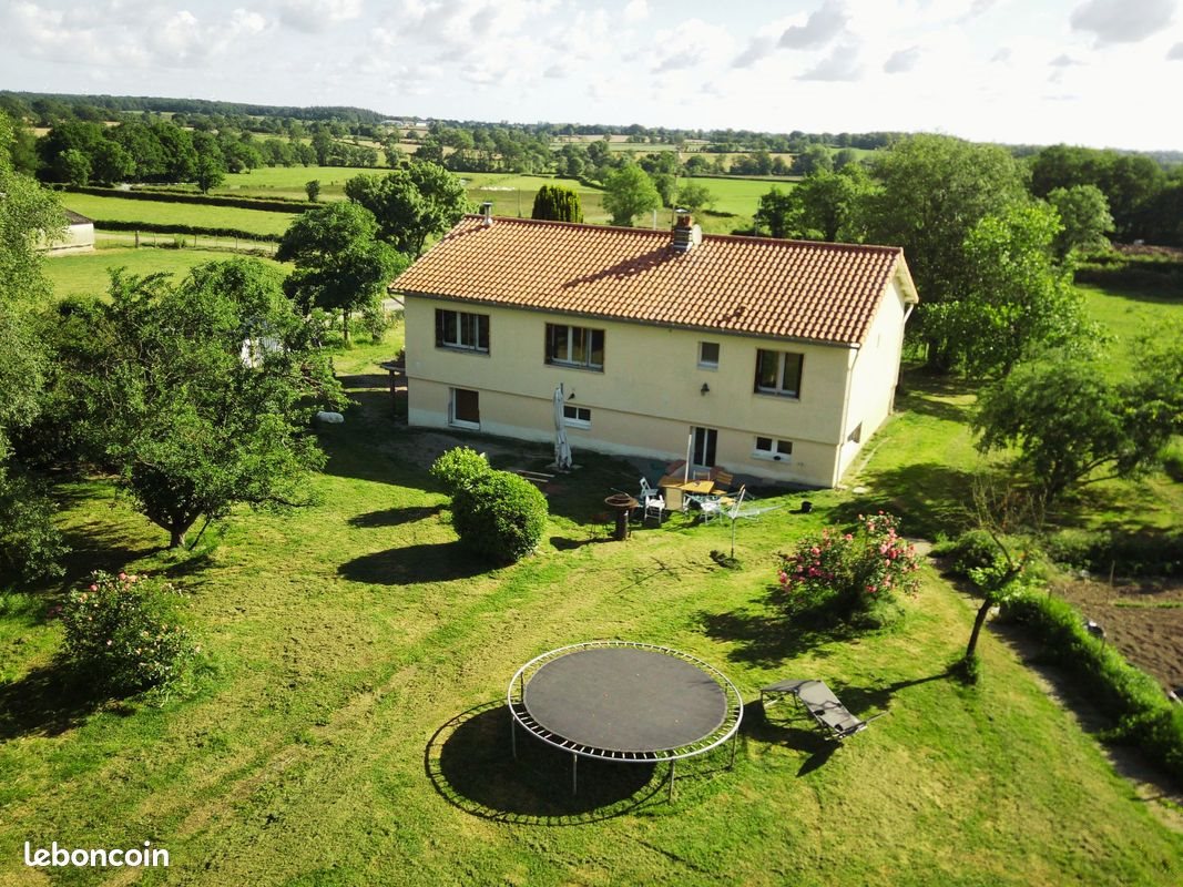 Maison à vendre, 200m², Faye-l'Abbesse
