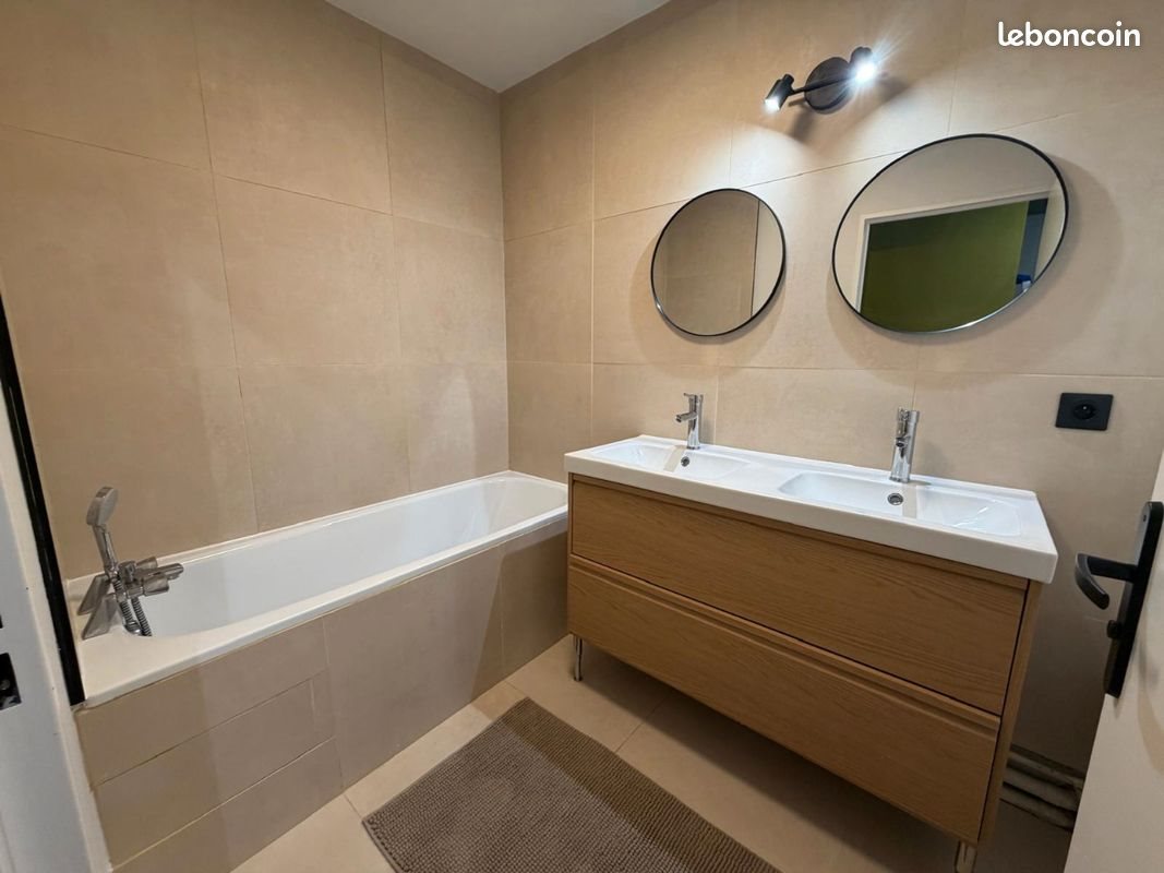 Appartement à louer, 79m², Saint-Étienne