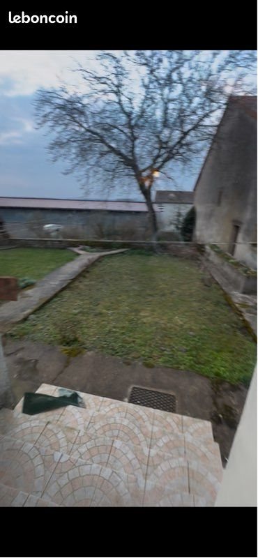 Appartement à louer, 82m², Avril