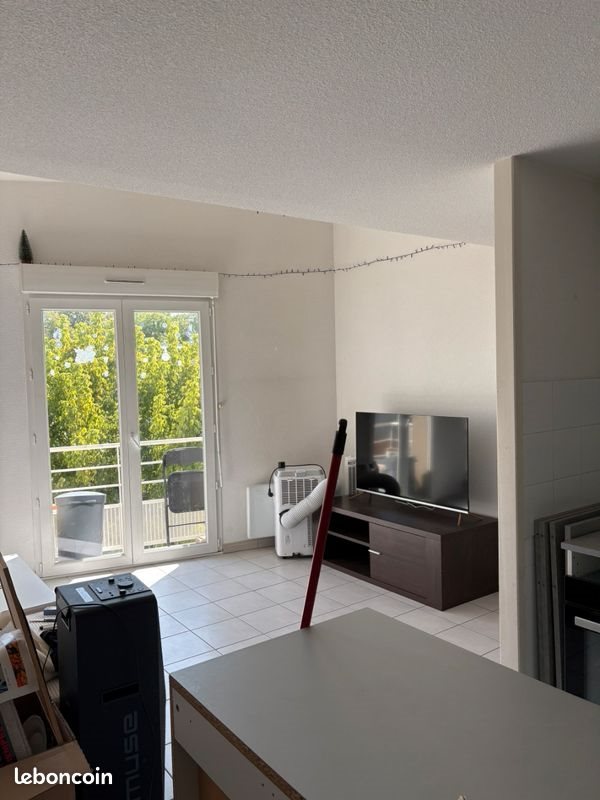 Appartement à louer, 40m², Pessac
