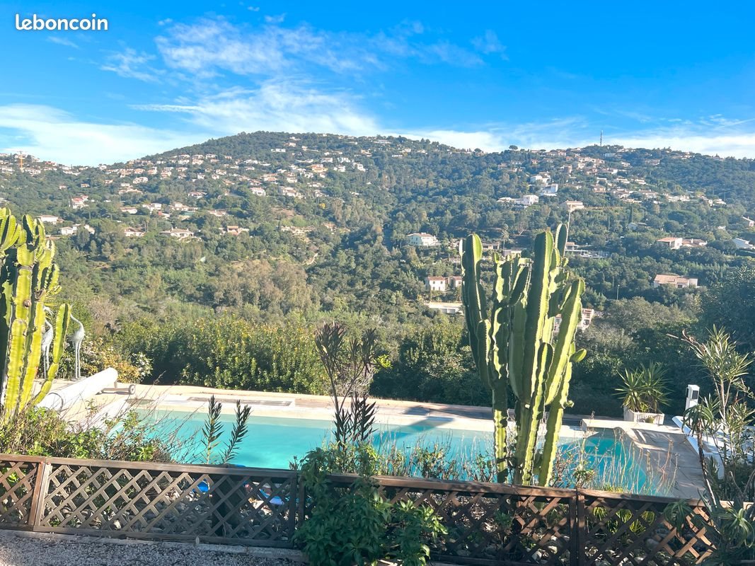 Maison à vendre, 188m², Roquebrune-sur-Argens