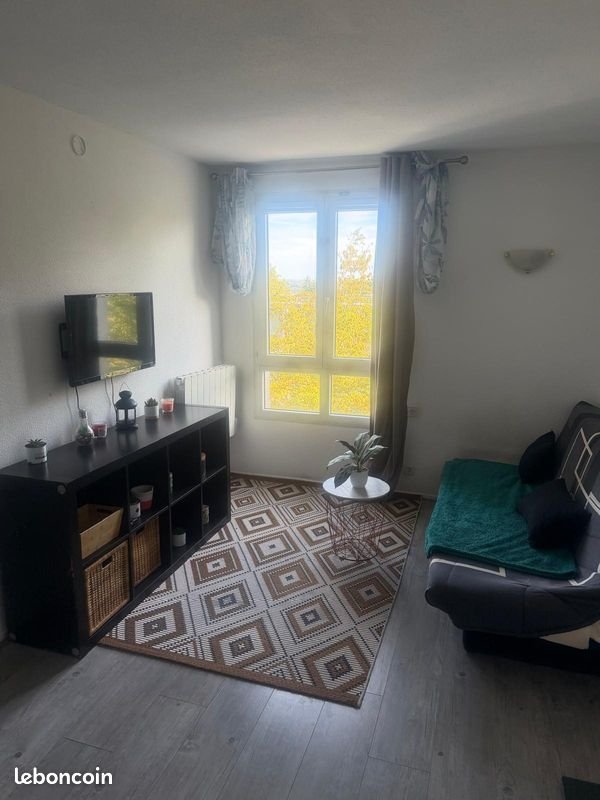 Appartement à louer, 25m², Cergy