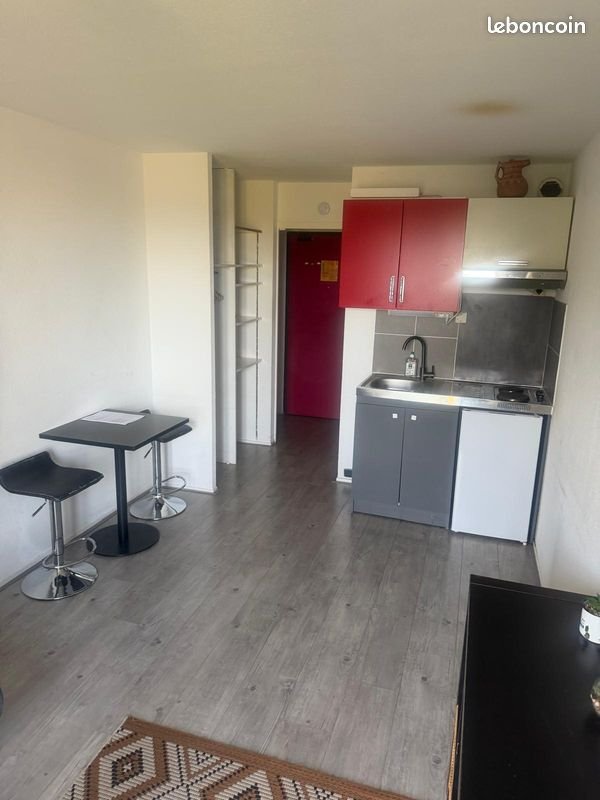 Appartement à louer, 25m², Cergy