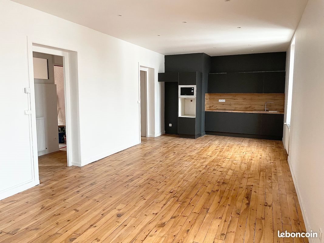 Appartement à louer, 80m², Saint-Paul-en-Jarez