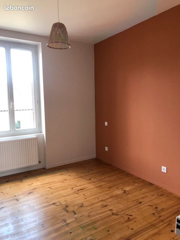 Appartement à louer, 80m², Saint-Paul-en-Jarez