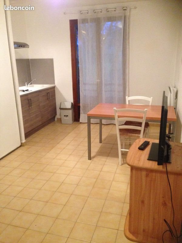 Appartement à louer, 26m², Manosque