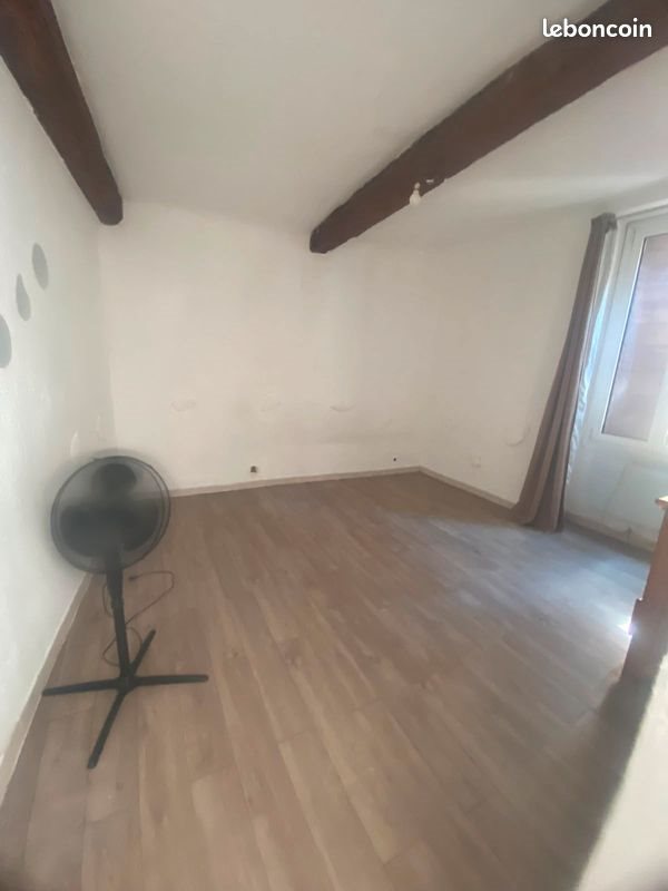 Appartement à louer, 47m², Pélissanne