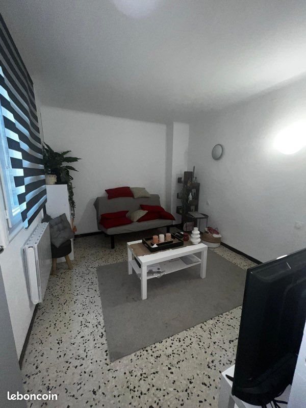 Maison à louer, 45m², Ortaffa