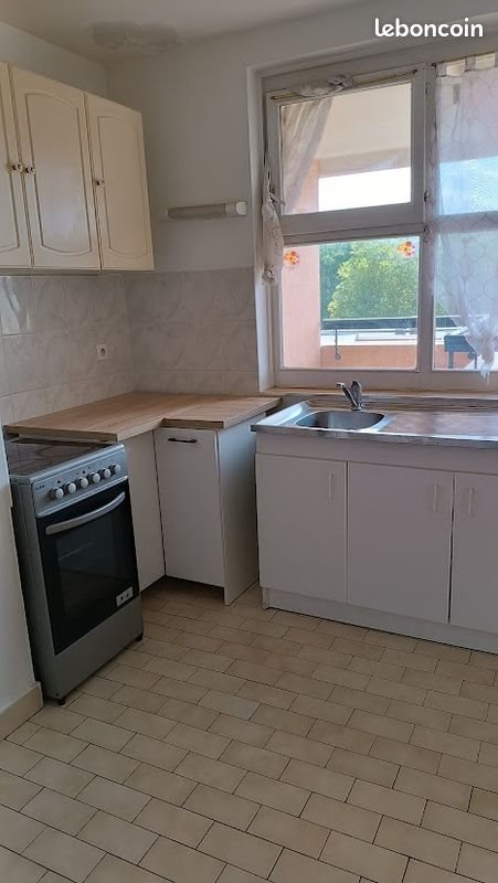 Appartement à louer, 54m², Evry